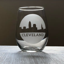 Load image into Gallery viewer, Cleveland Skyline Stemless Wine, Rocks or Beer Can Glass