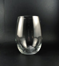 Load image into Gallery viewer, Ohio Trinity Knot Stemless Wine, Rocks or Beer Can Glass